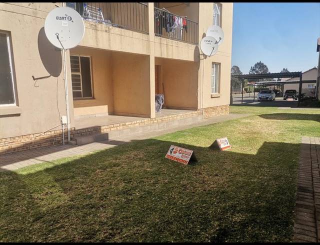 2 BEDROOM SIMPLEX FOR SALE IN ALBERTSDAL